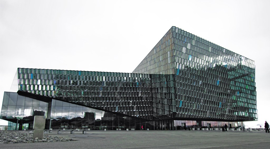 Harpa Concert Hall, Reykjavik. Canon T3i, 15mm, ISO 100, f/5.6, 1/80