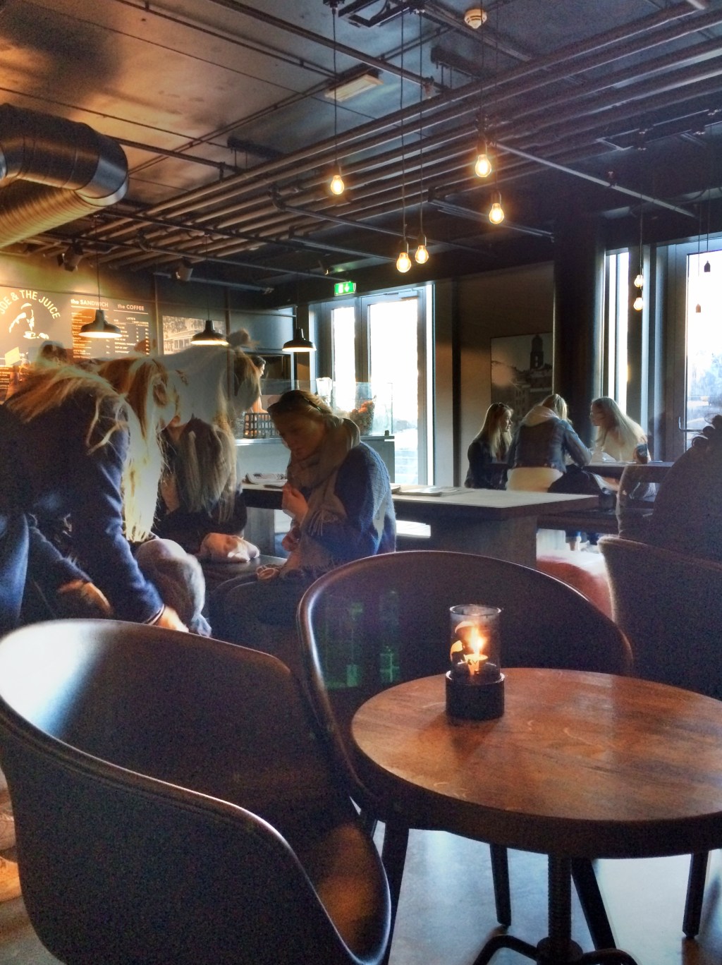 Joe and the Juice, Oslo